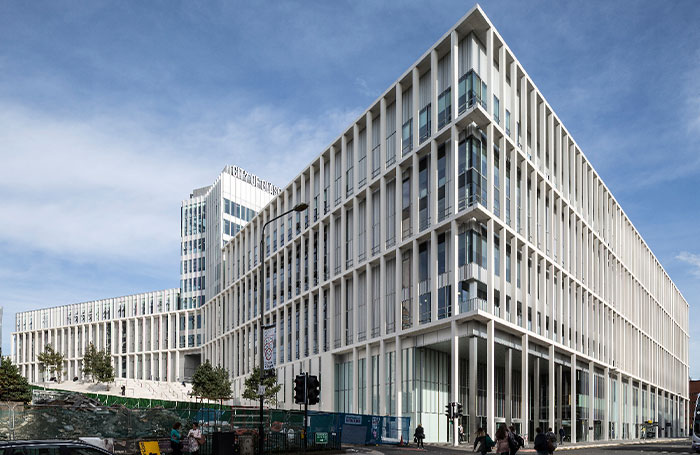 CityofGlasgowCollegeAtriumCityCampusKeithHunter2jpg