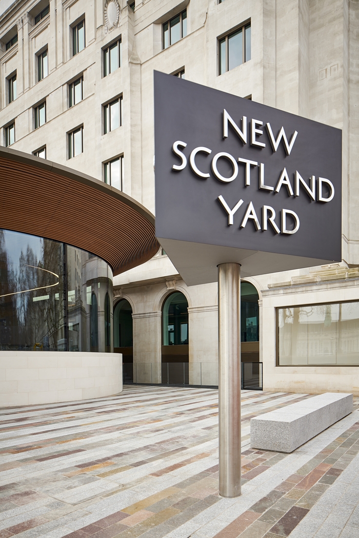 NewScotlandYard1269TimothySoarWebImage2jpg