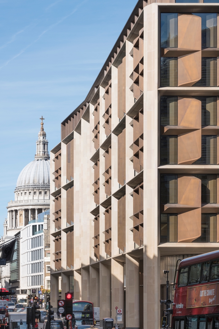 BloombergLondon2292NigelYoungWEBIMAGE3jpg