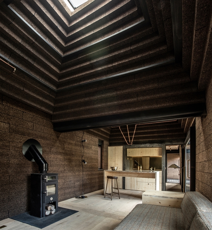 Cork House2926Magnus DennisWEBIMAGE9jpg
