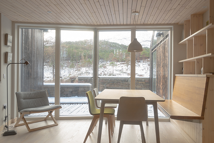 RESIZEDLochside9CRichardFraserjpg