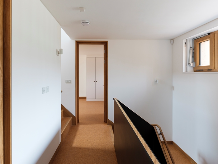 Camden Mews3176Tim CrockerWEBIMAGE4jpg