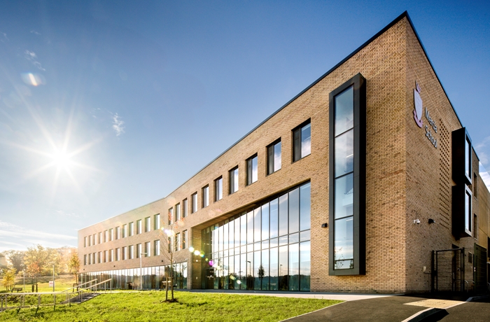 Mercia School Sheff2971Phil GraystonWEBIMAGE7jpg