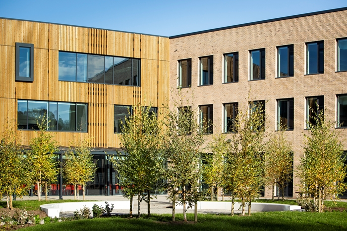 Mercia School Sheff2971Phil GraystonWEBIMAGE6jpg