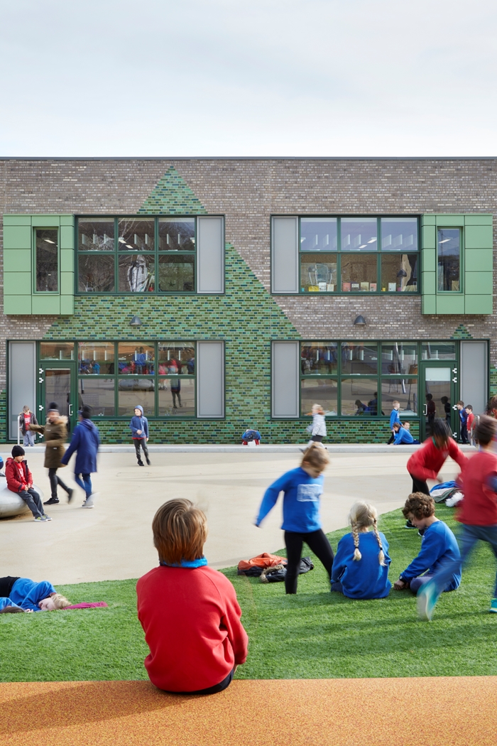 IvydalePrimaryScho2765JackHobhouseWEBIMAGE5jpg