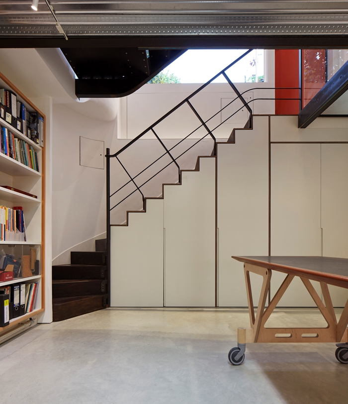KnoxBhavanStudio2266DennisGilbertWEBIMAGE5jpg