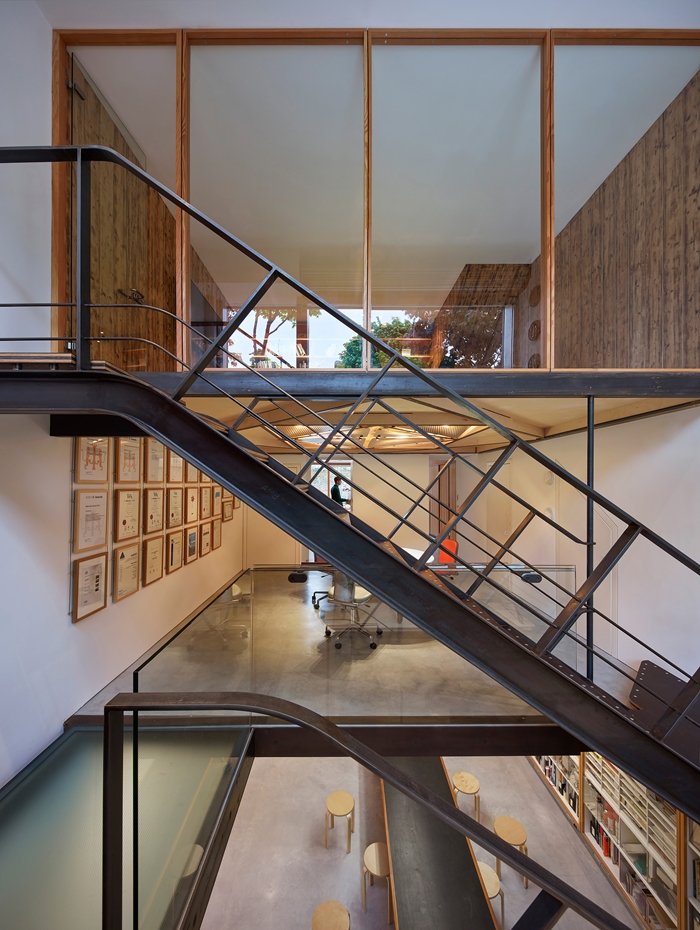 KnoxBhavanStudio2266DennisGilbertWEBIMAGE10jpg