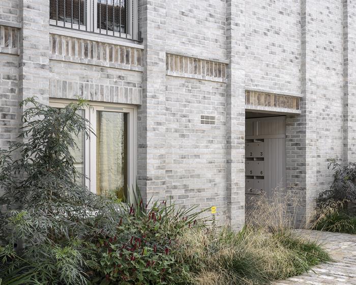 Lavender Hill Courtyard Housing221Johan DehlinWEBIMAGE10jpg