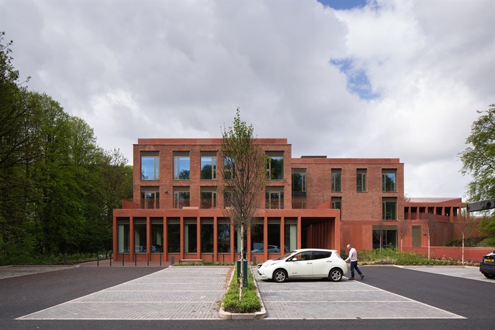 Student Hub Queens Business School BelfastDonal McCannWEBIMAGE8jpg