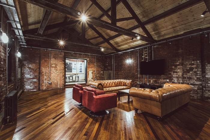 AlbertWorks2542TomKahlerWEBIMAGE4jpg