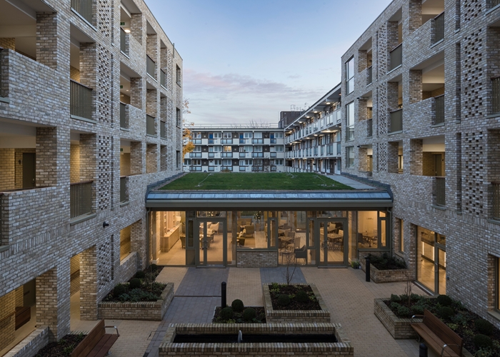 HazelhurstCourt2618TimCrockerWEBIMAGE1jpg
