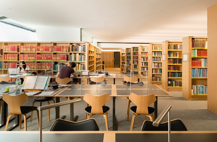 TheQueensCollege2172JimStephensonWEBIMAGE8jpg