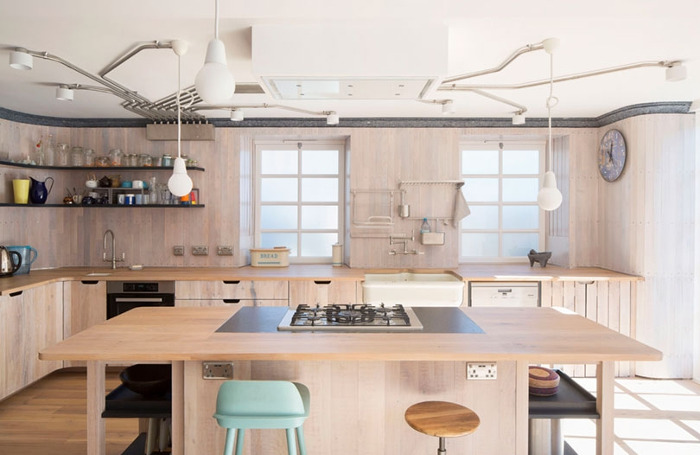 Reuse flat kitchen 700x455jpg