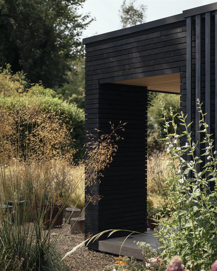 Black Timber House224Jim StephensonWEBIMAGE7jpg