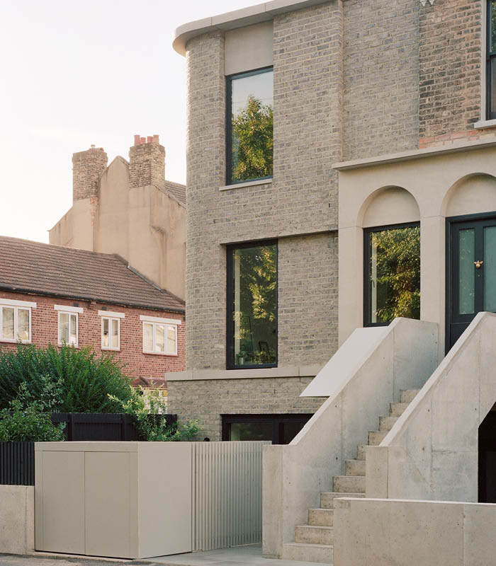 CornerHouseRoryGardinerimagefive700x800jpg