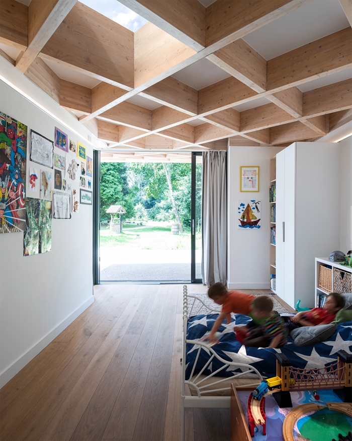 House for Theo and O4104Andy Matthews1 body insidejpg