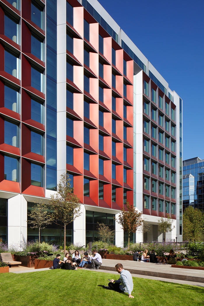245 Hammersmith Road4677Jack HobhouseIMAGE4jpg