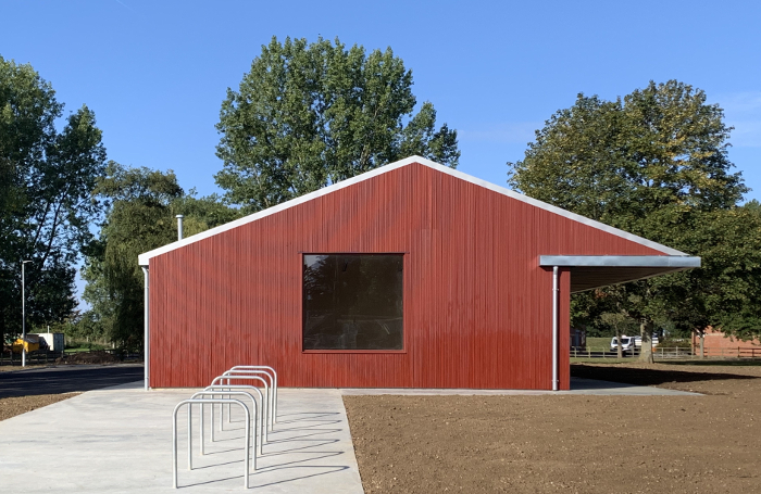 Holton Studios4286Jonathan HendryWeb1700pixjpg