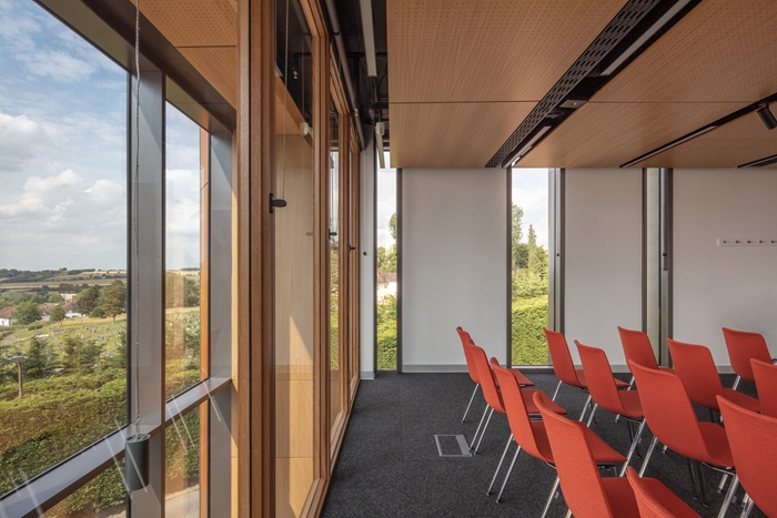 The Wolfson Building3973Quintin LakeWEBIMAGE5jpg