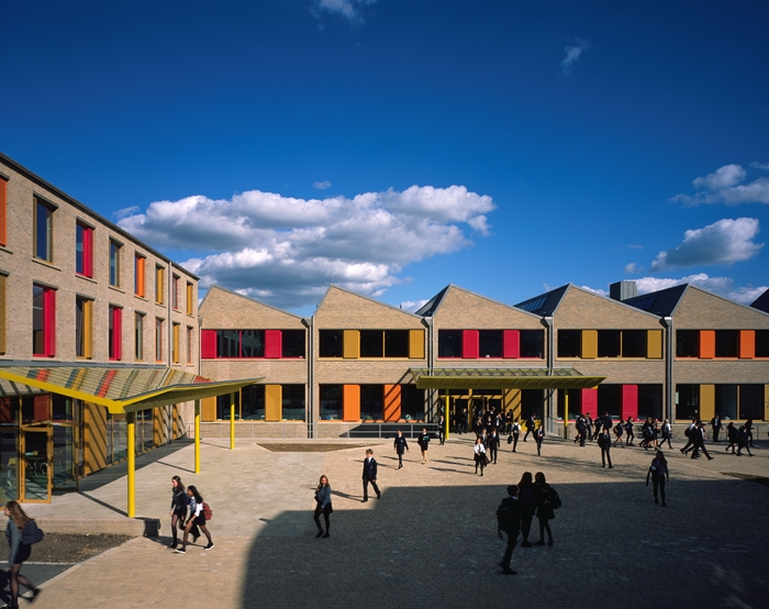 Sevenoaks School Sci2840Hlne BinetWEBIMAGE1jpg
