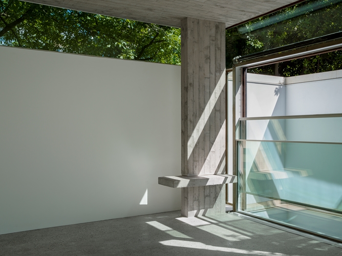 1A Earls Court Squa3106ANNABEL ELSTONWEBIMAGE3jpg