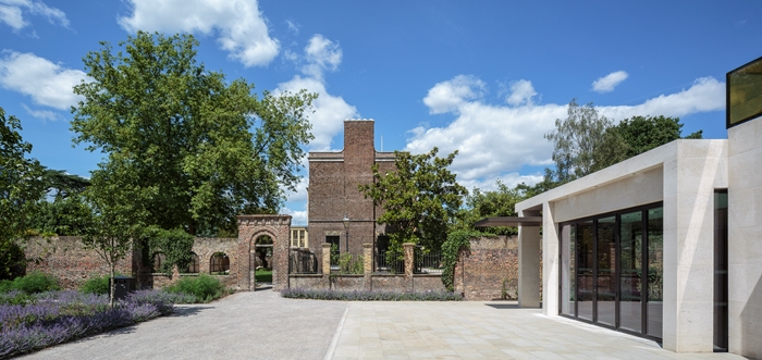 Pitzhanger Manor and2914Dirk LindnerWEBIMAGE8jpg
