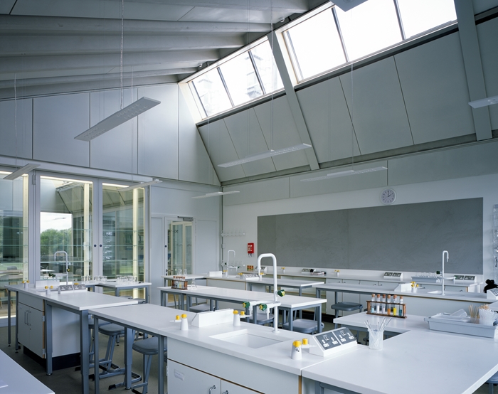 Sevenoaks School Sci2840Hlne BinetWEBIMAGE5jpg