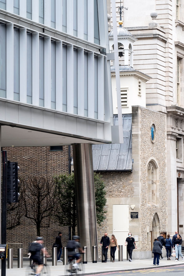 100 Bishopsgate700x1050nexttochurchjpg