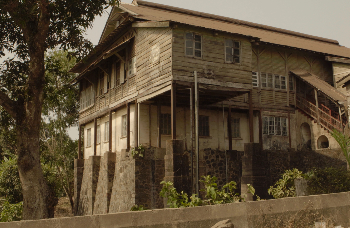 Hill Staion buildingpng