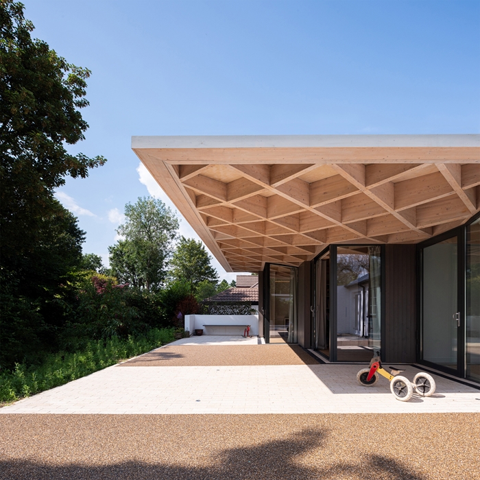 House for Theo and O4104Andy Matthews2 body outsidejpg