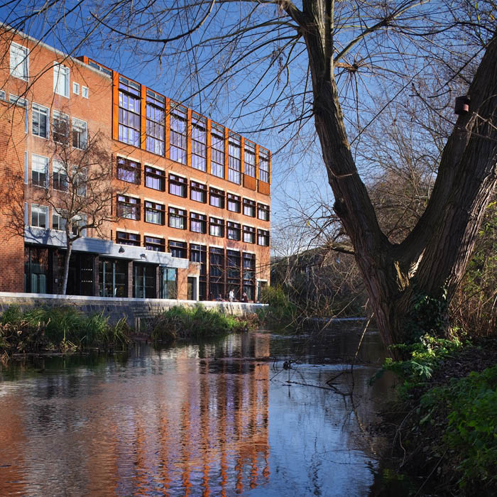 KingstonSchoolofArtPhilipVileimageone700x700jpg