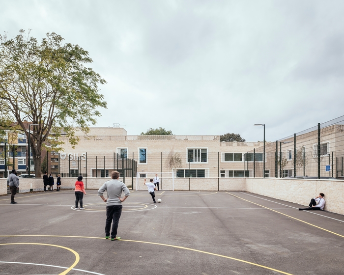 LB Southwark SILS3700x560playgroundJim Stephensonjpg