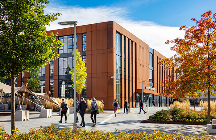 UWE Bristol School o4901Diane AucklandPRESSIMAGE3700x455pxjpg