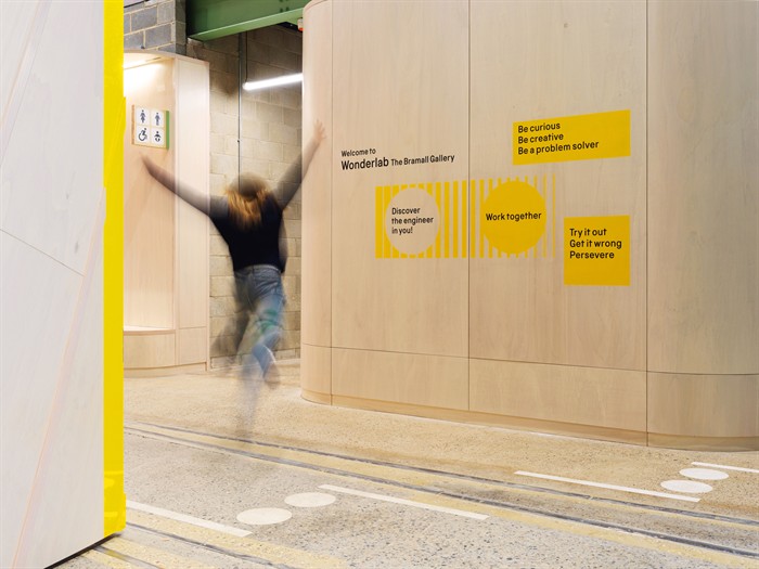 Wonderlab The Bramall GalleryDavid ShawWEBIMAGE6jpg