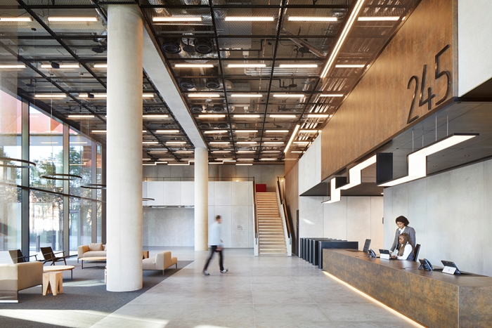 245 Hammersmith Road4677Jack HobhouseIMAGE3jpg