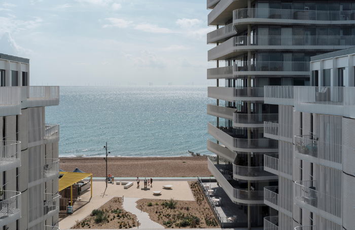 BaysideWorthing698Tim Crocker700x455png