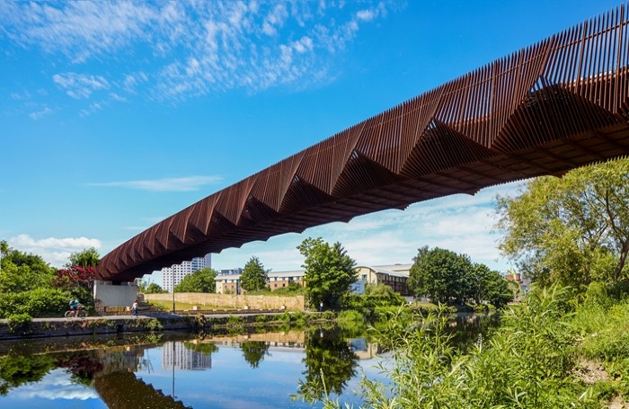 Leeds Footbridge4818Andrew Wall WEBIMAGE700x455jpg