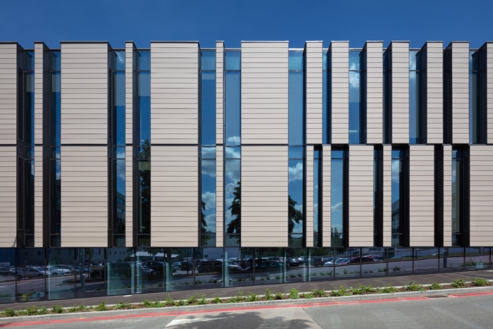 The Wolfson Building3973Quintin LakeWEBIMAGE4jpg