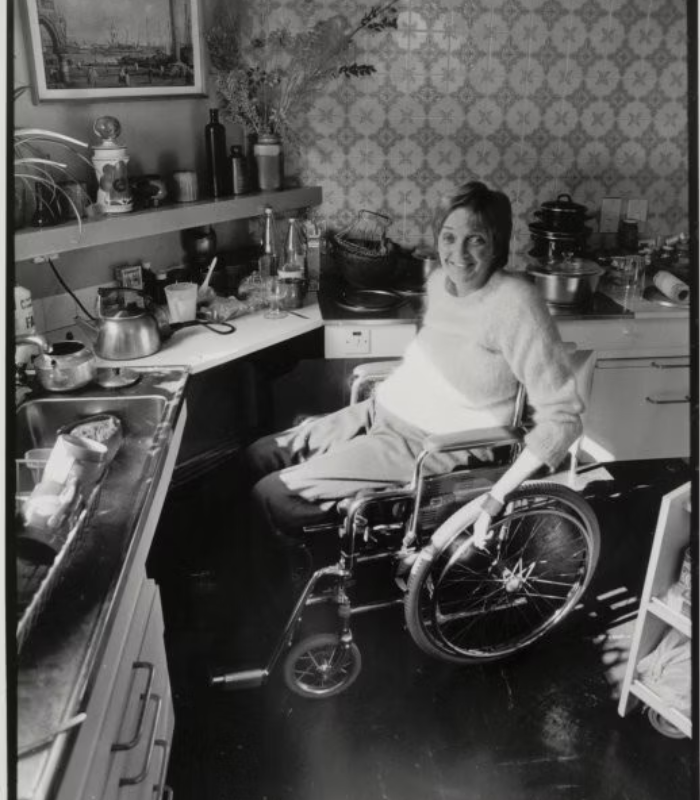 maggie davis 700x800png