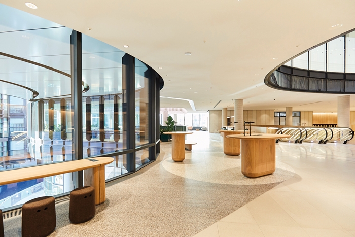 100 Liverpool Street700x467receptionJanie Aireyjpg