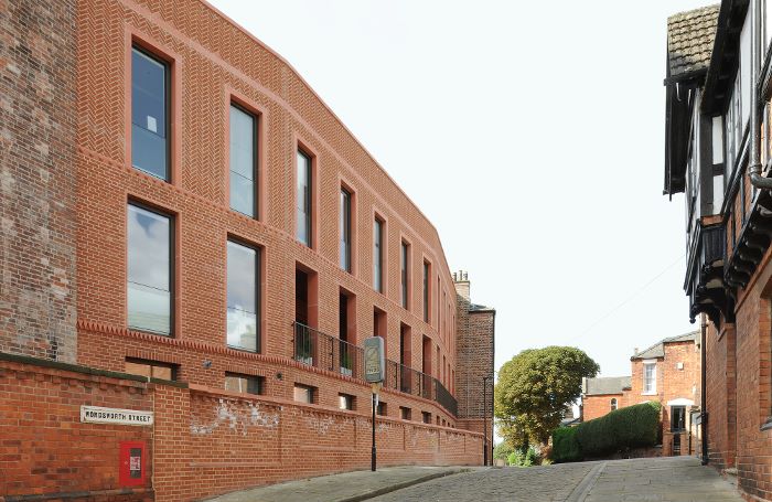 Bailgate Court4205David GrandorgeWeb1700x455pixjpeg