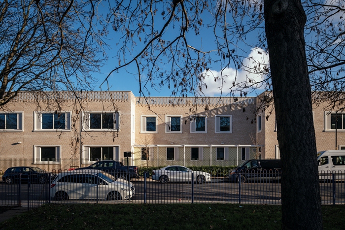 LB Southwark SILS3700x467entirebuildingJim Stephensonjpg