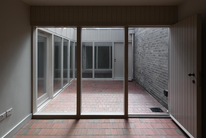 Lavender Hill Courtyard Housing221David GrandorgeWEBIMAGE9jpg