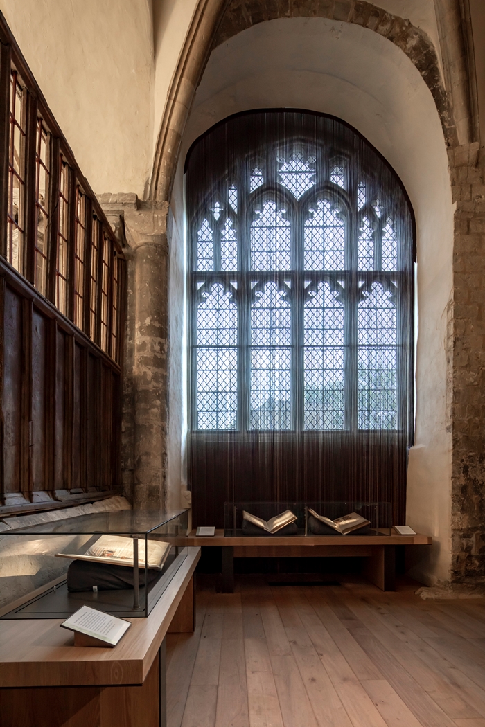Winchester Cathedral4099Peter CookWEBIMAGE2jpg