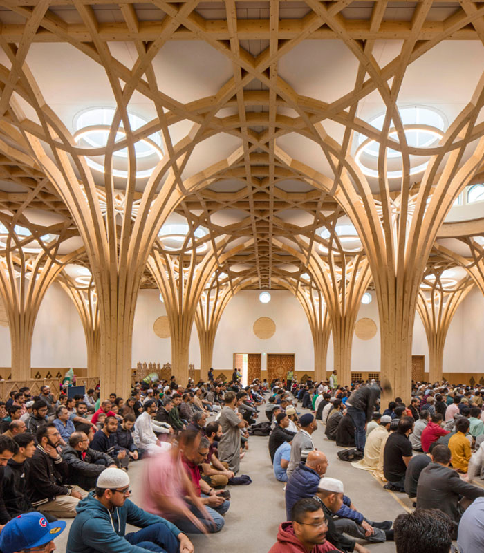 cambridgecentralmosqueprayers700x800jpg