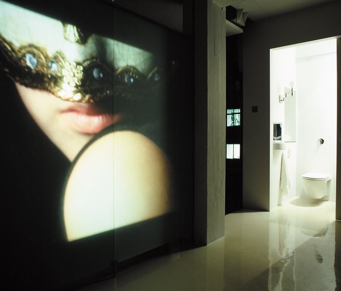 playful privacy 0700pixjpg