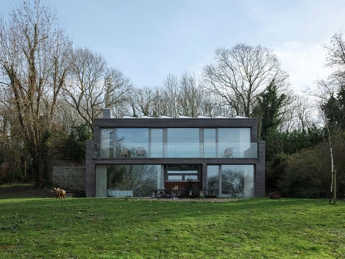 Lark Rise3218Tim CrockerWEBIMAGE7jpg