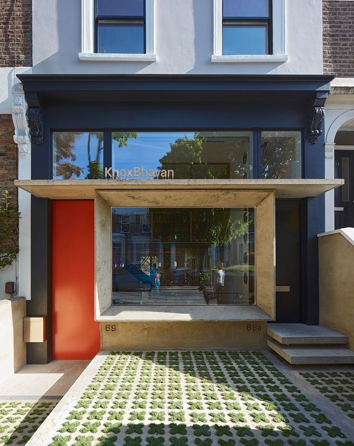 KnoxBhavanStudio2266DennisGilbertWEBIMAGE1jpg