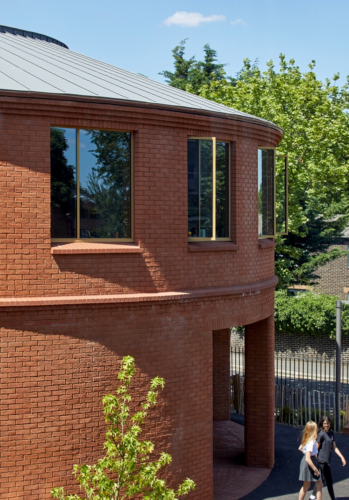 Alleyns School Lowe3026Paul RiddleWEBIMAGE3jpg