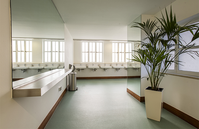 RIBA Clore Studio March 2019 Jpeg wwwandrewhendrycom137 700x455jpg